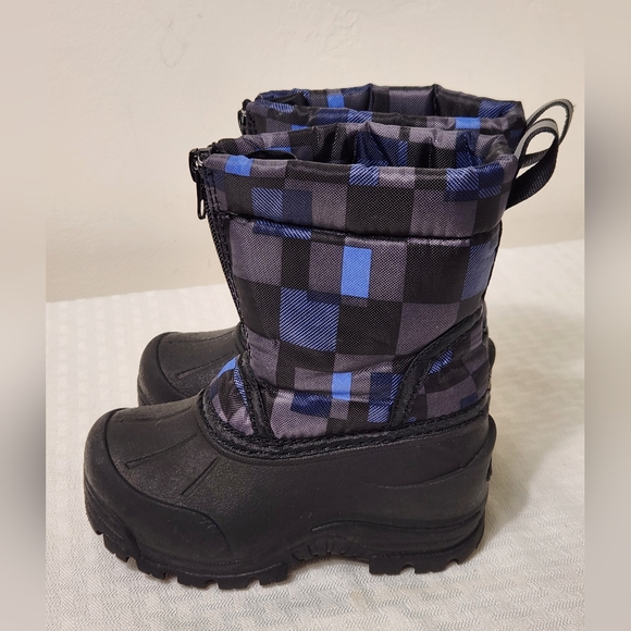 Northside Kid's Black Winter Boots Size 7. #Z14 - Picture 8 of 11